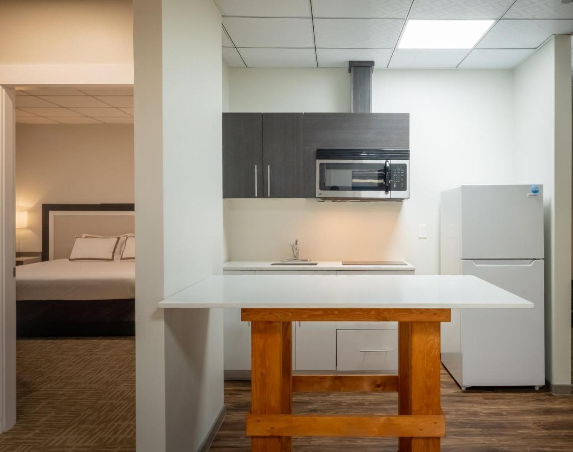 Quality Inn Sunshine Suites Террас Экстерьер фото