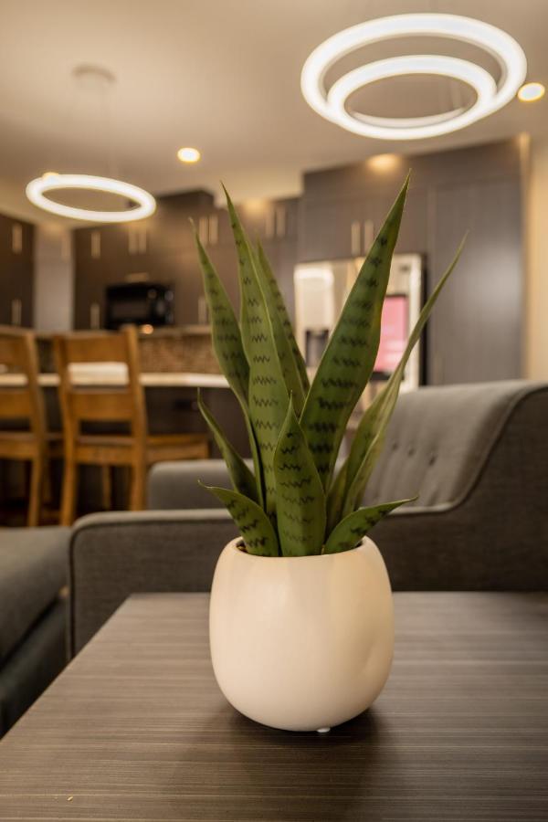 Quality Inn Sunshine Suites Террас Экстерьер фото