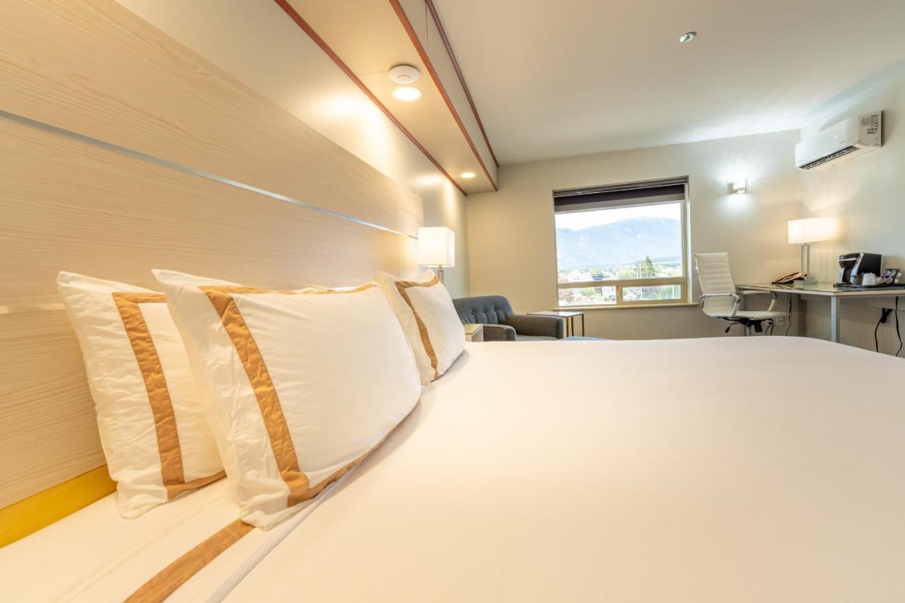 Quality Inn Sunshine Suites Террас Экстерьер фото
