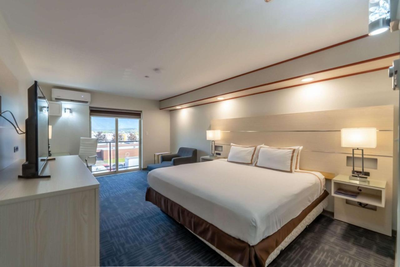 Quality Inn Sunshine Suites Террас Экстерьер фото