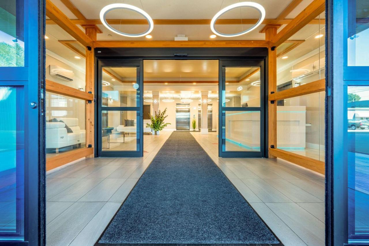 Quality Inn Sunshine Suites Террас Экстерьер фото