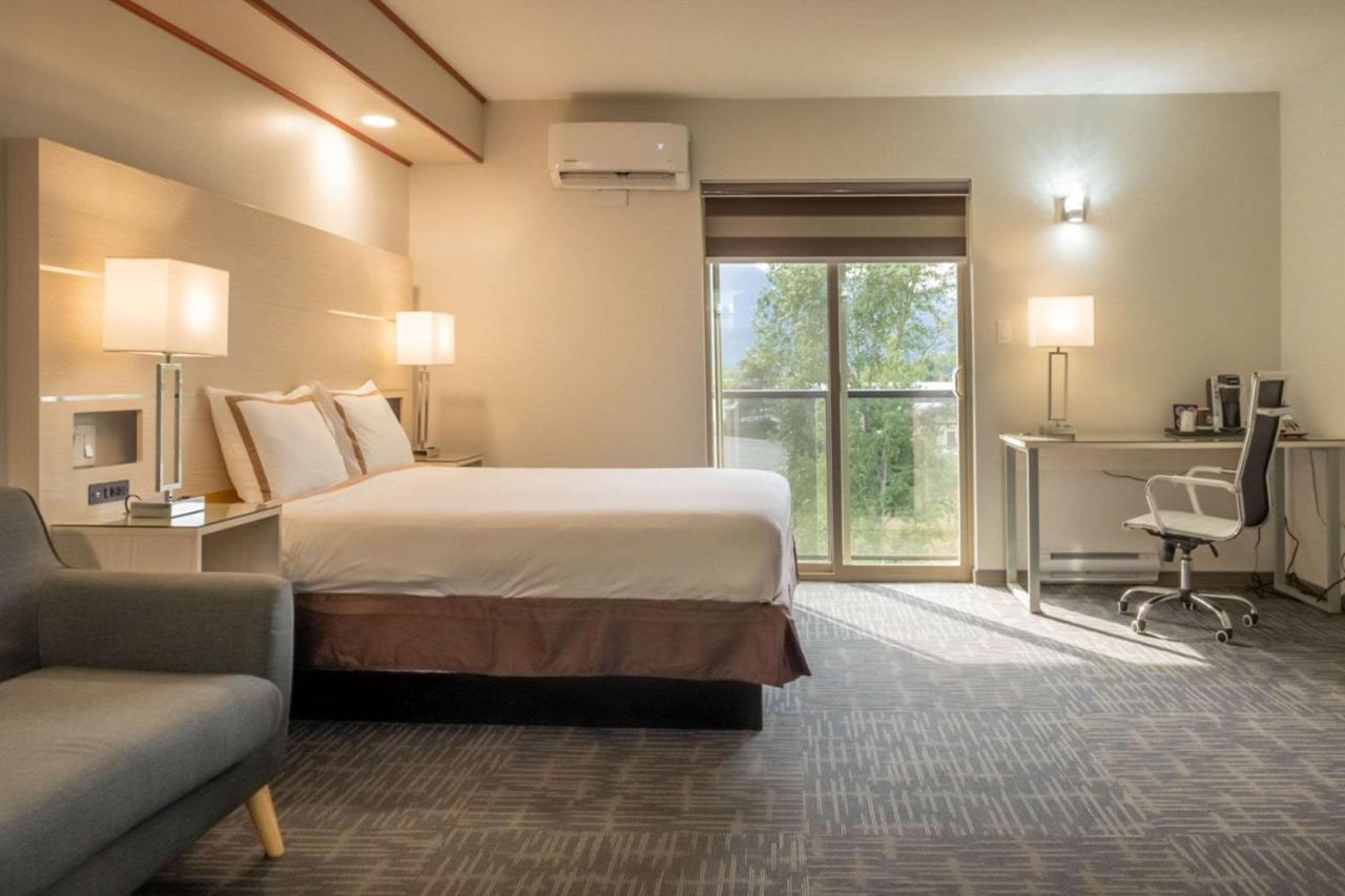 Quality Inn Sunshine Suites Террас Экстерьер фото